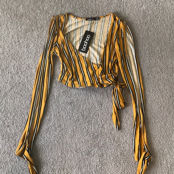 Boohoo tie top - Picture 1 of 2